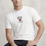 t-shirt-man-a-hanger-front-zoom1-white-5433.jpg
