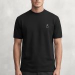 t-shirt-man-a-hanger-front-zoom2-black-5003.jpg