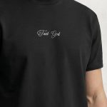 t-shirt-man-a-hanger-front-zoom1-black-5150.jpg
