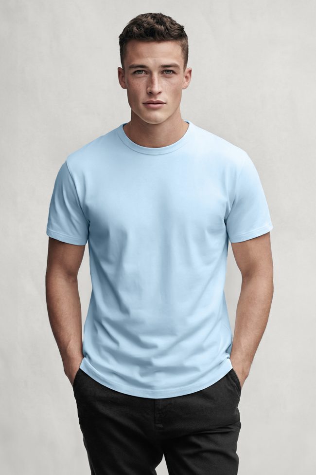 The Everyday T-Shirt σε Γαλάζιο Χρώμα