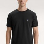 t-shirt-man-a-hanger-front-zoom4-black-5367.jpg