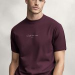 CEst La Vie Calligraphy White, Μπλούζα T-Shirt σε Μπορντώ Χρώμα