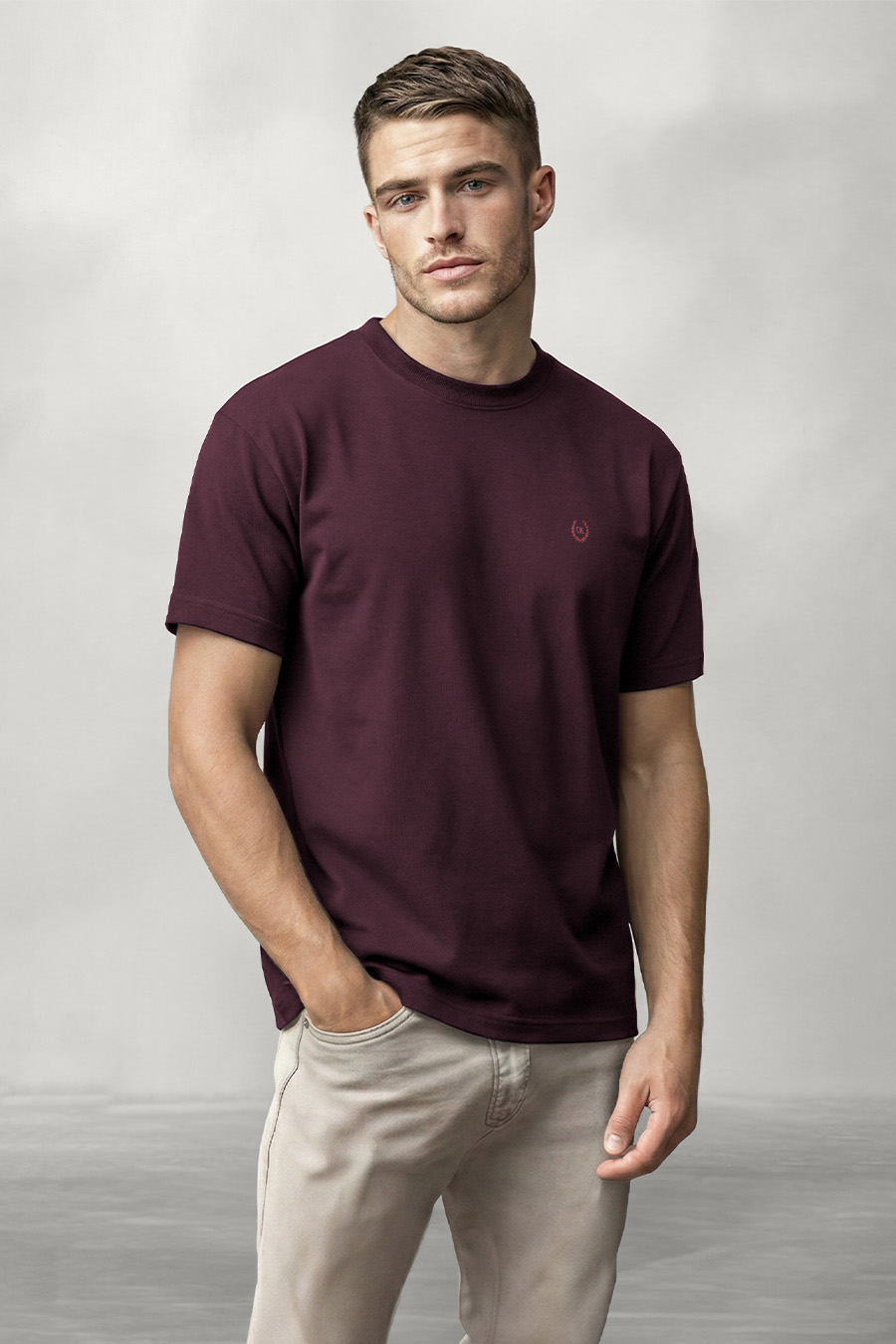 t-shirt-man-a-g4-front-full-burgundy-5018.jpg