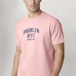 t-shirt-man-a-hanger-front-zoom1-pink-5198.jpg