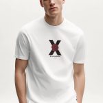 t-shirt-man-a-hanger-front-zoom1-white-5465.jpg