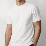 t-shirt-man-a-hanger-front-zoom2-white-5032.jpg