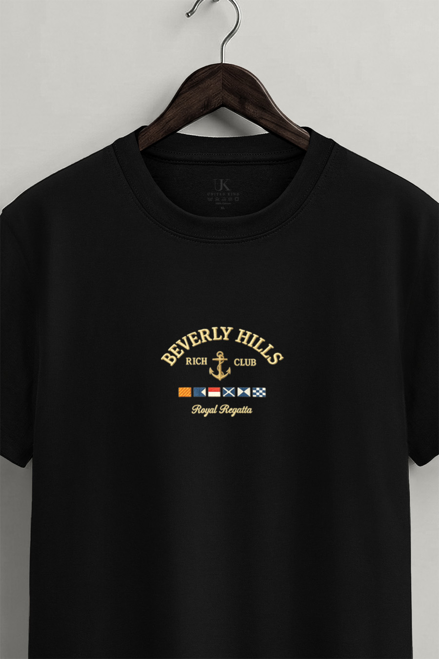 t-shirt-man-a-hanger-front-zoom1-black-5167.jpg