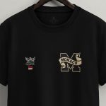 t-shirt-man-a-hanger-front-zoom1-black-5189.jpg