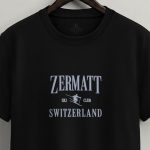 Zermatt Switzerland, T-Shirt Μπλούζα με Σχέδιο σε Μαύρο Χρώμα