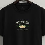 Whistler British Columbia, T-Shirt Μπλούζα με Σχέδιο σε Μαύρο Χρώμα