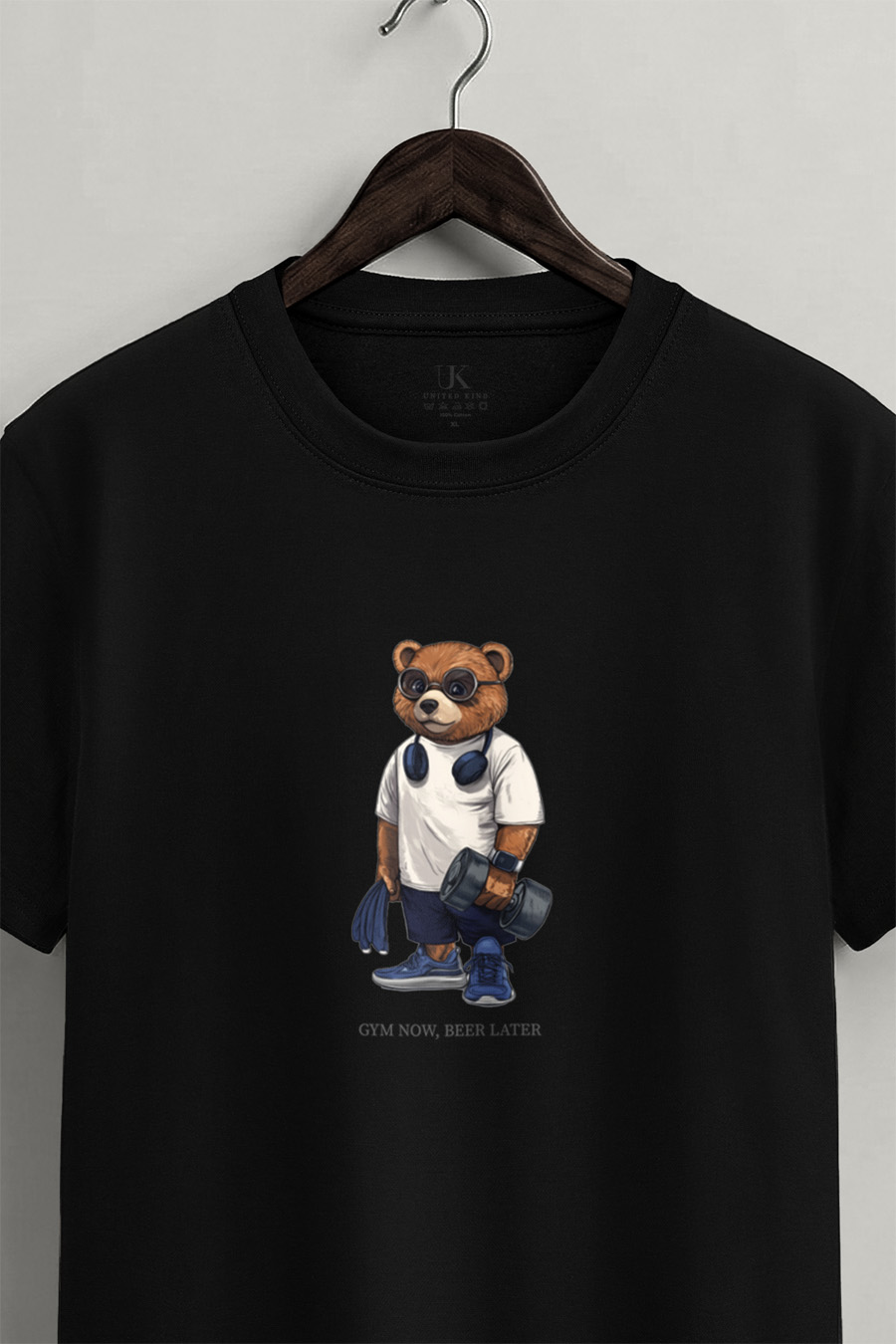 t-shirt-man-a-hanger-front-zoom1-black-5276.jpg