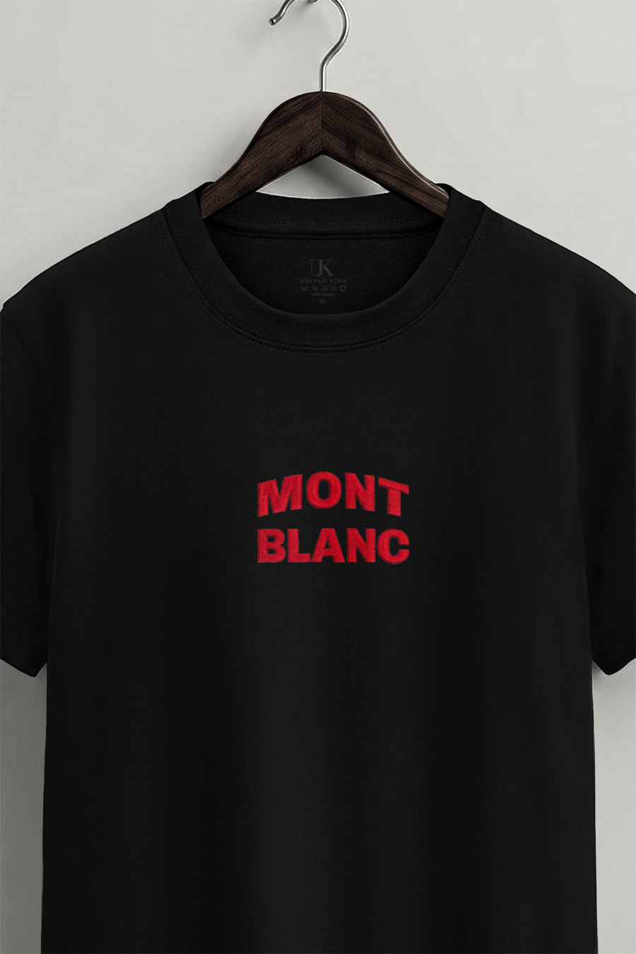 t-shirt-man-a-hanger-front-zoom1-black-5285.jpg