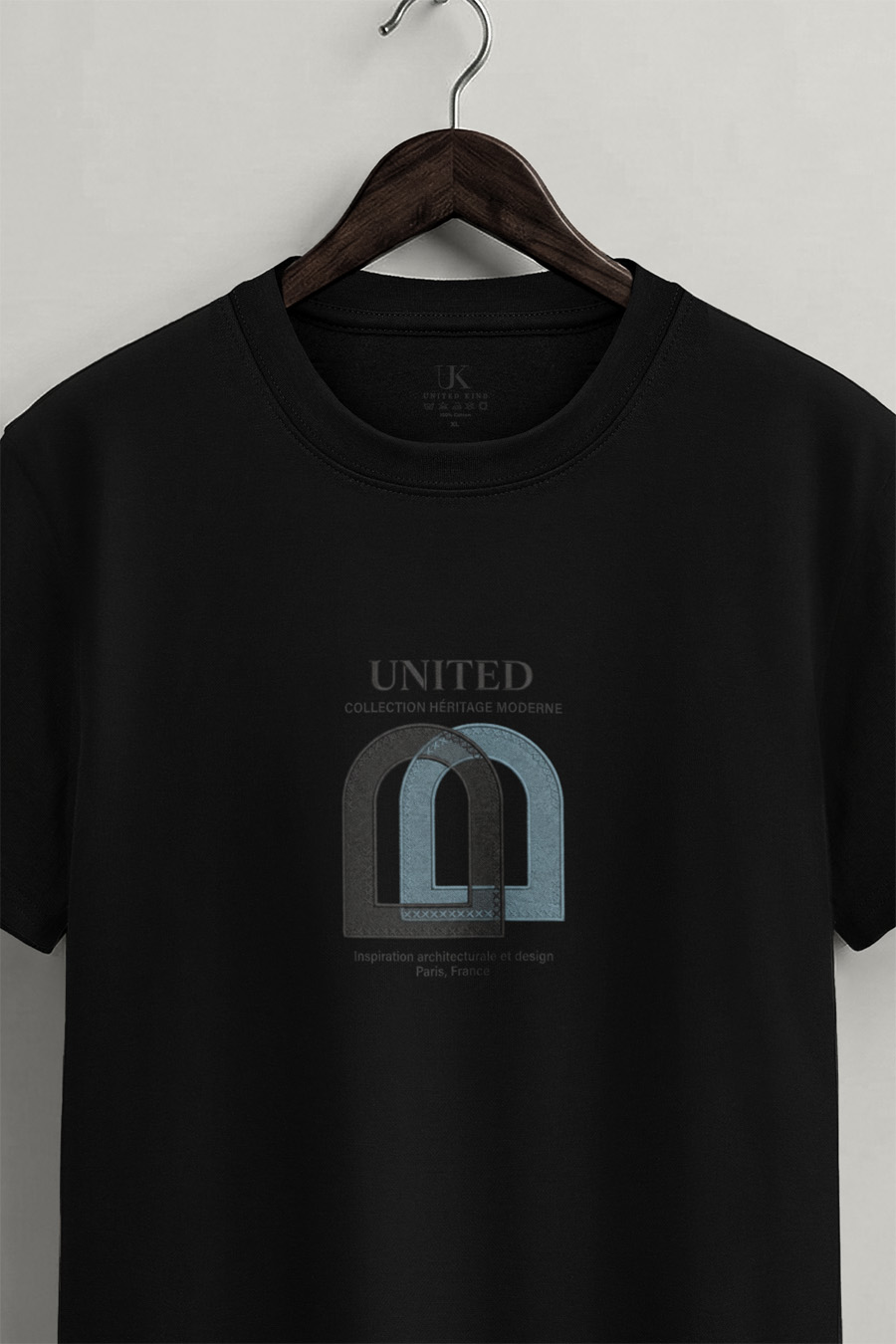t-shirt-man-a-hanger-front-zoom1-black-5377.jpg
