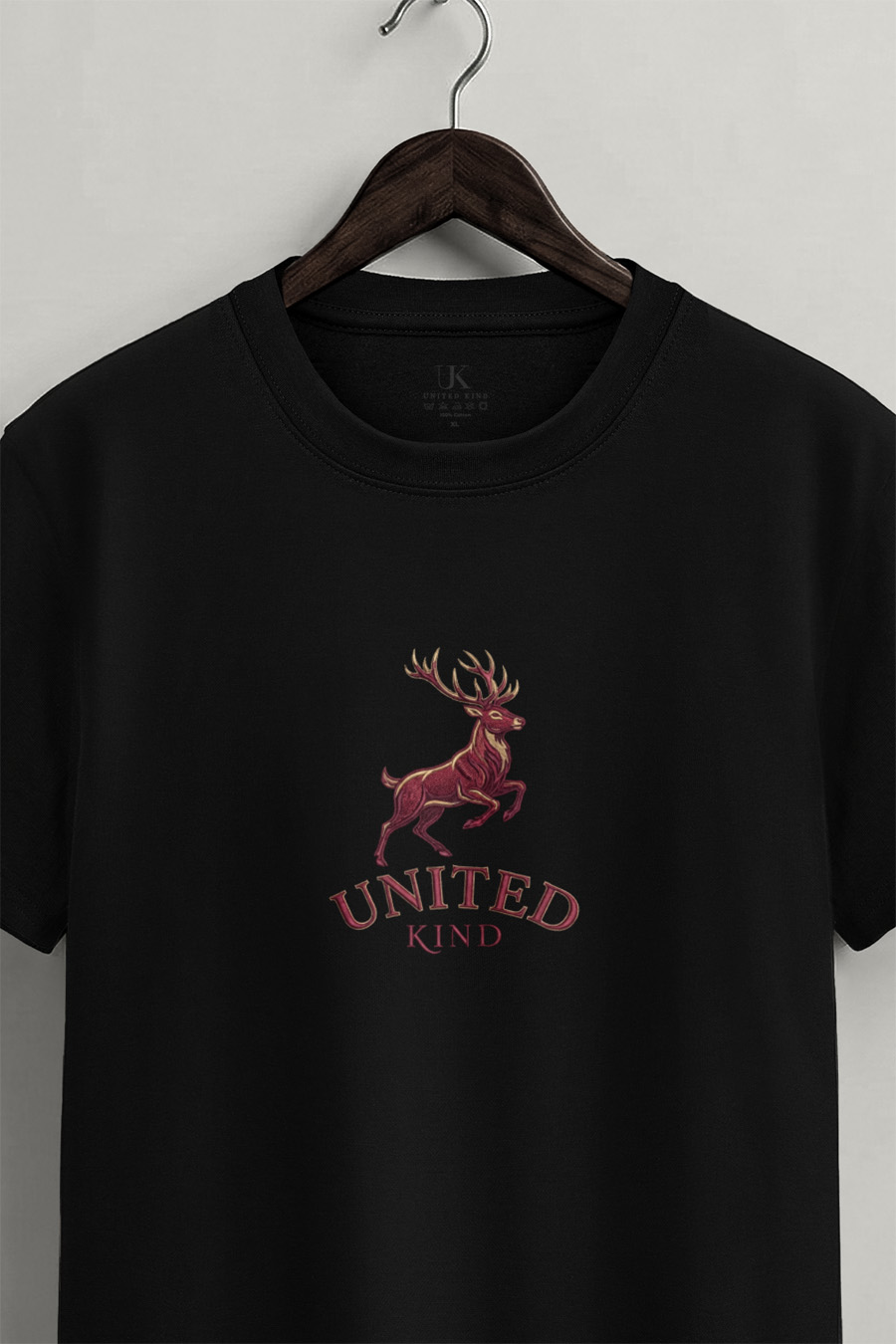 t-shirt-man-a-hanger-front-zoom1-black-5438.jpg