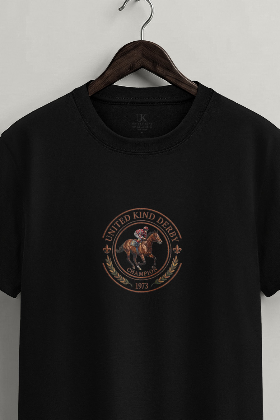 t-shirt-man-a-hanger-front-zoom1-black-5445.jpg