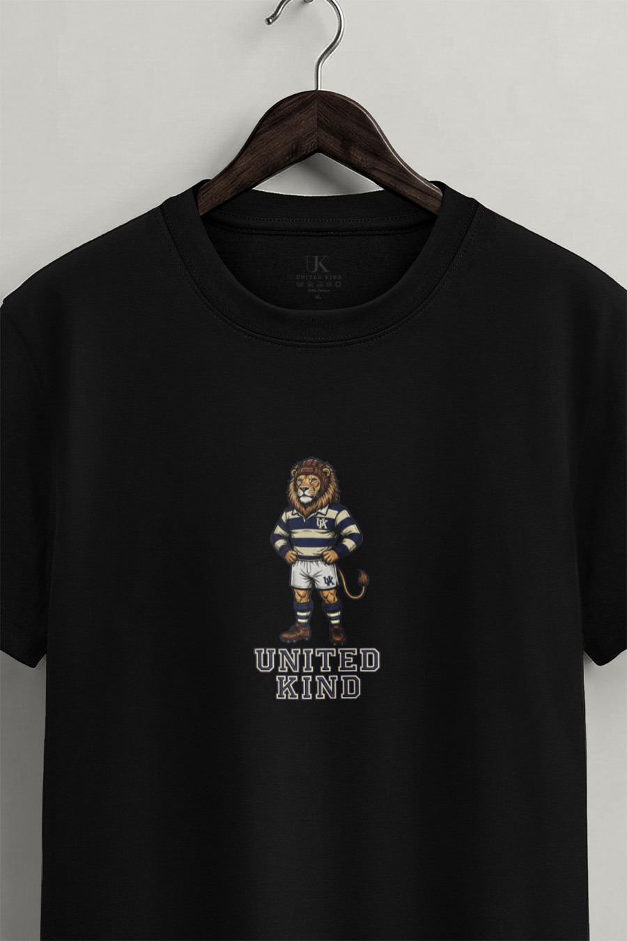 t-shirt-man-a-hanger-front-zoom1-black-5457.jpg