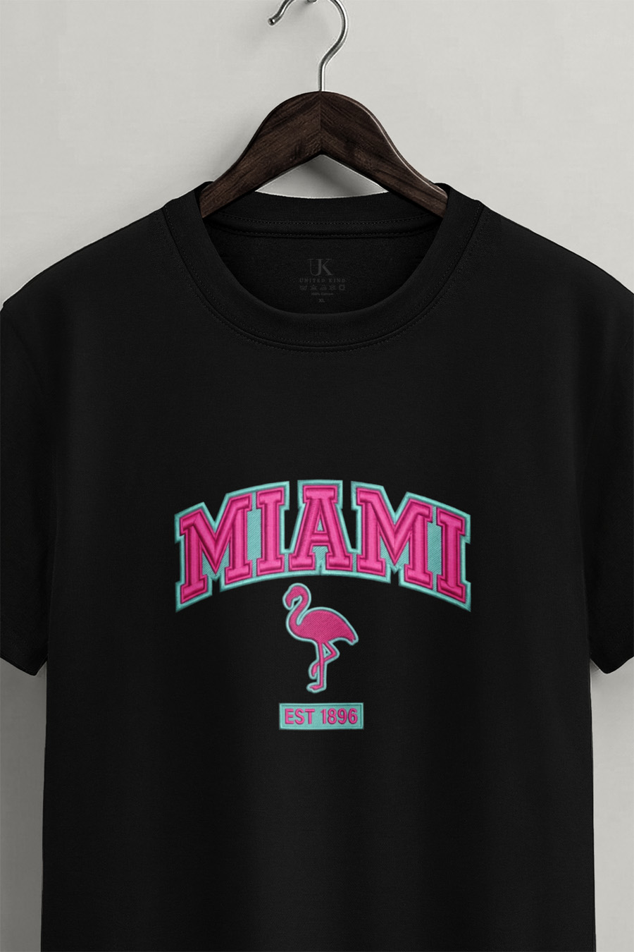 t-shirt-man-a-hanger-front-zoom1-black-5484.jpg