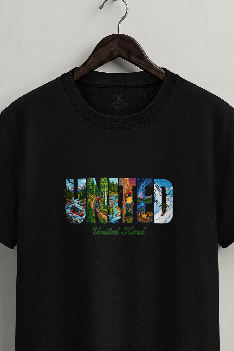 t-shirt-man-a-hanger-front-zoom1-black-5498.jpg