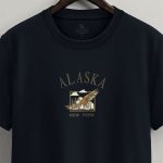 Alaska Eagle, T-Shirt Μπλούζα με Σχέδιο σε Μπλε Χρώμα