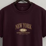 New York Extraordinary, T-Shirt Μπλούζα με Σχέδιο σε Μπορντώ Χρώμα