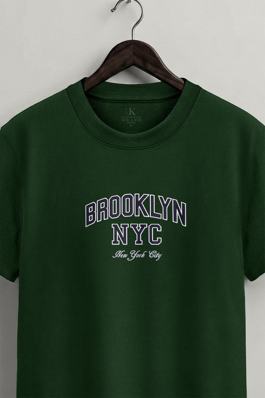 t-shirt-man-a-hanger-front-zoom1-green-5198.jpg