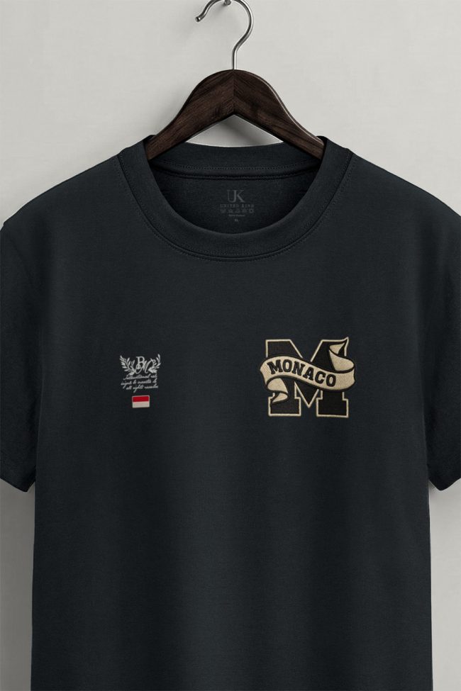 Monaco Monogram, Μπλούζα T-Shirt σε Iron Grey Χρώμα