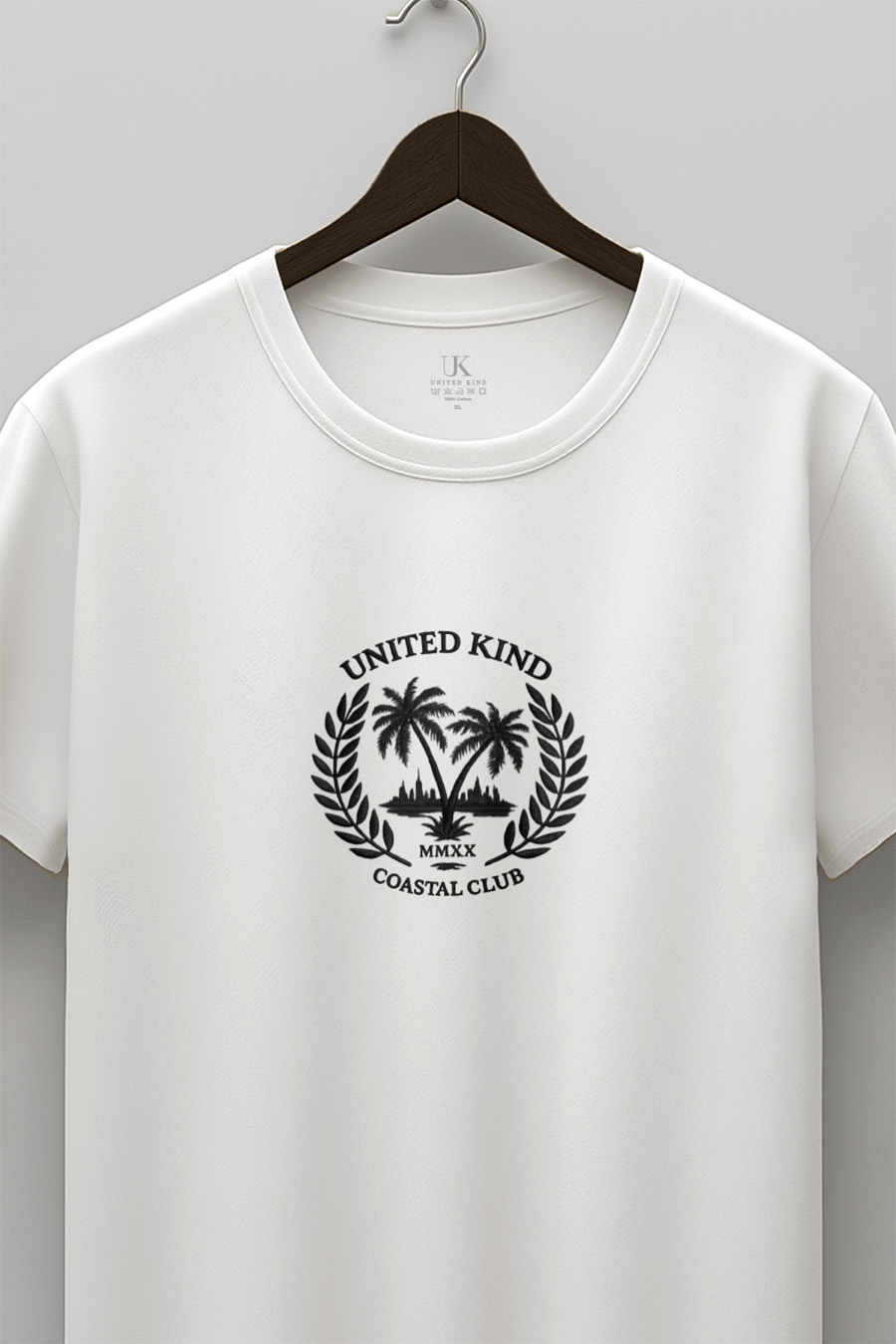 t-shirt-man-a-hanger-front-zoom1-white-5414.jpg