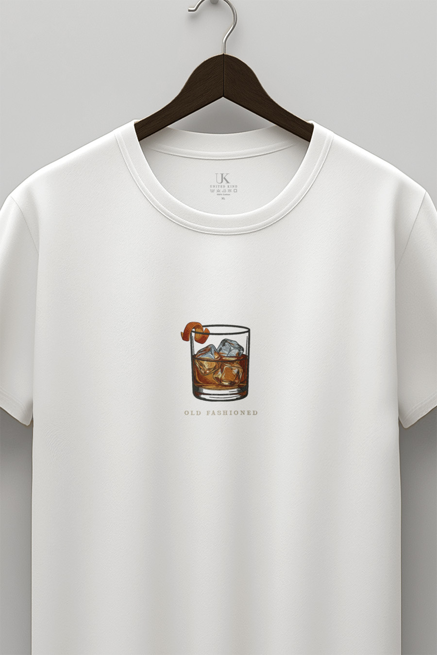 t-shirt-man-a-hanger-front-zoom1-white-5425.jpg