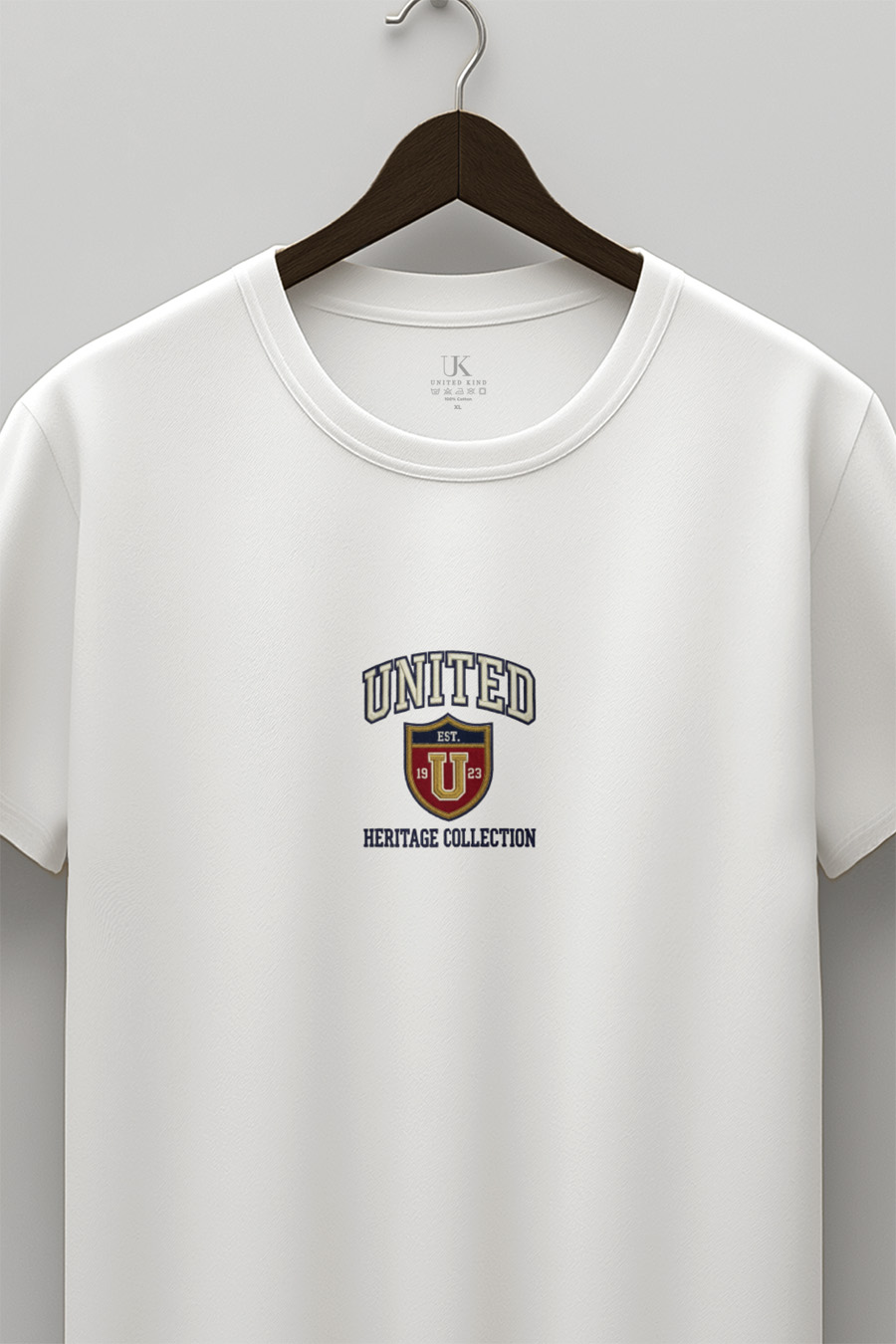 t-shirt-man-a-hanger-front-zoom1-white-5433.jpg