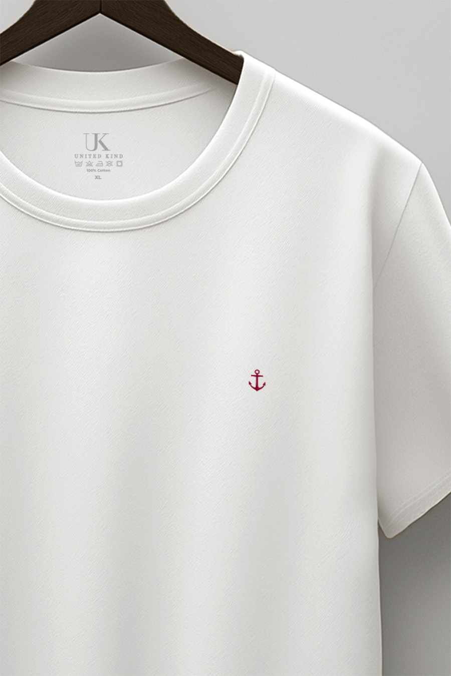 t-shirt-man-a-hanger-front-zoom2-white-5327.jpg