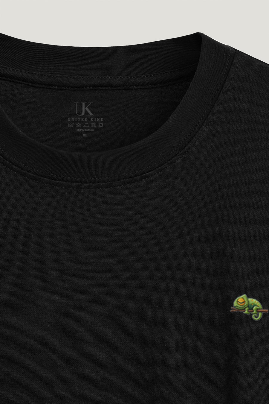 t-shirt-man-a-hanger-front-zoom3-black-5004.jpg