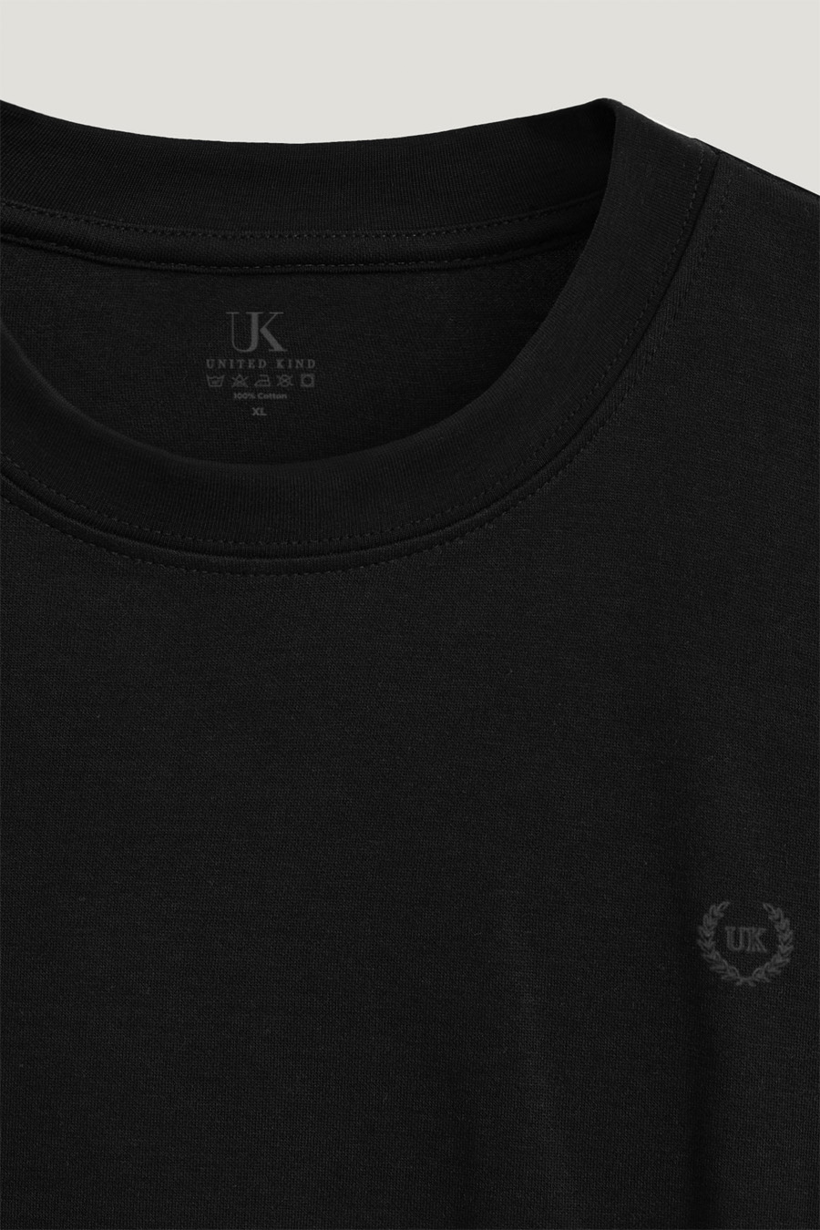 t-shirt-man-a-hanger-front-zoom3-black-5020.jpg