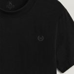 t-shirt-man-a-hanger-front-zoom2-black-5020.jpg