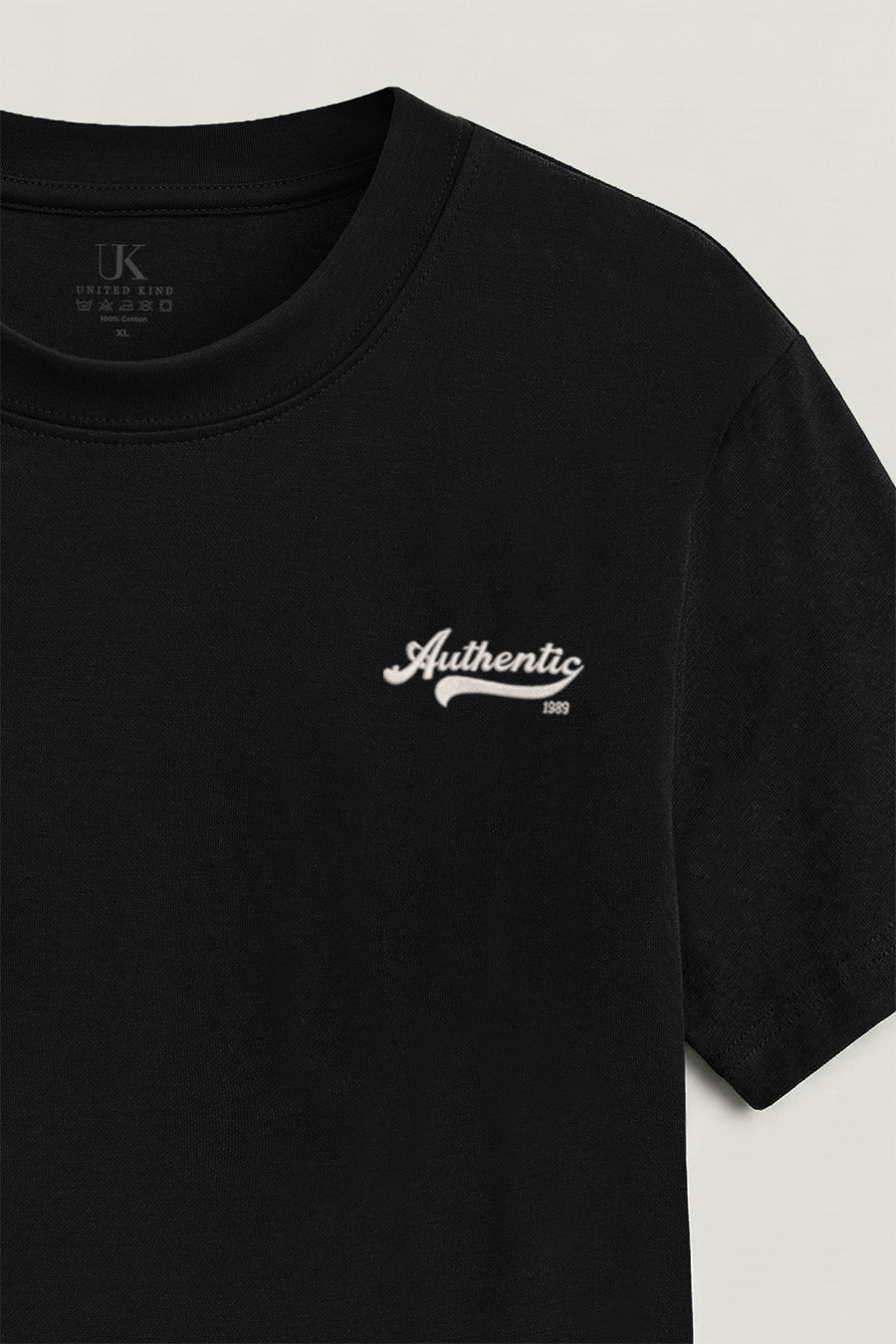 t-shirt-man-a-hanger-front-zoom4-black-5034.jpg