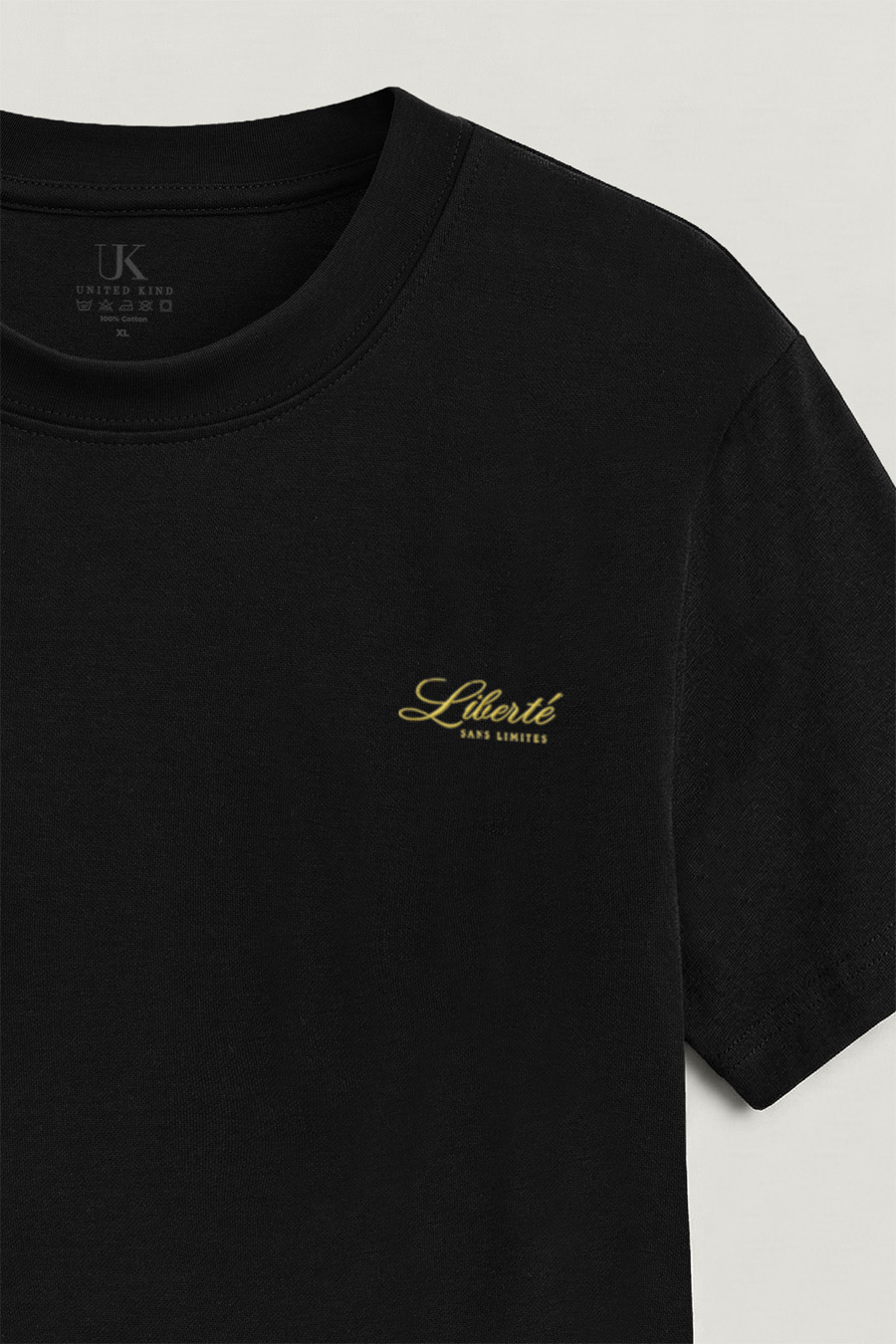 t-shirt-man-a-hanger-front-zoom4-black-5035.jpg