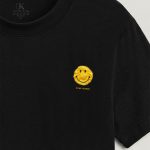 t-shirt-man-a-hanger-front-zoom2-black-5045.jpg