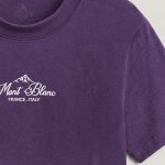 t-shirt-man-a-hanger-front-zoom5-purple-5197.jpg