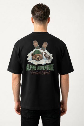Oversized T-Shirt σε Μαύρο Χρώμα με σχέδιο, Alpine Adventure