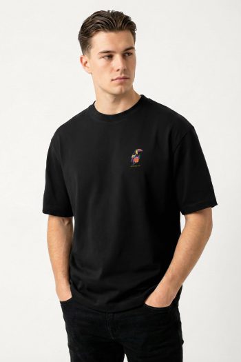Oversized T-Shirt σε Μαύρο Χρώμα με σχέδιο, Toucan Pocket Badge