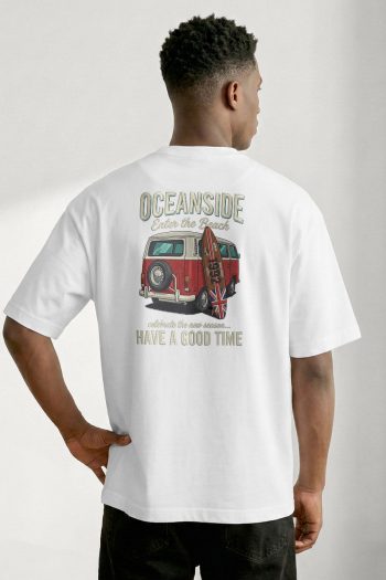 Oversized T-Shirt σε Λευκό Χρώμα, Oceanside Red Beach Van Back