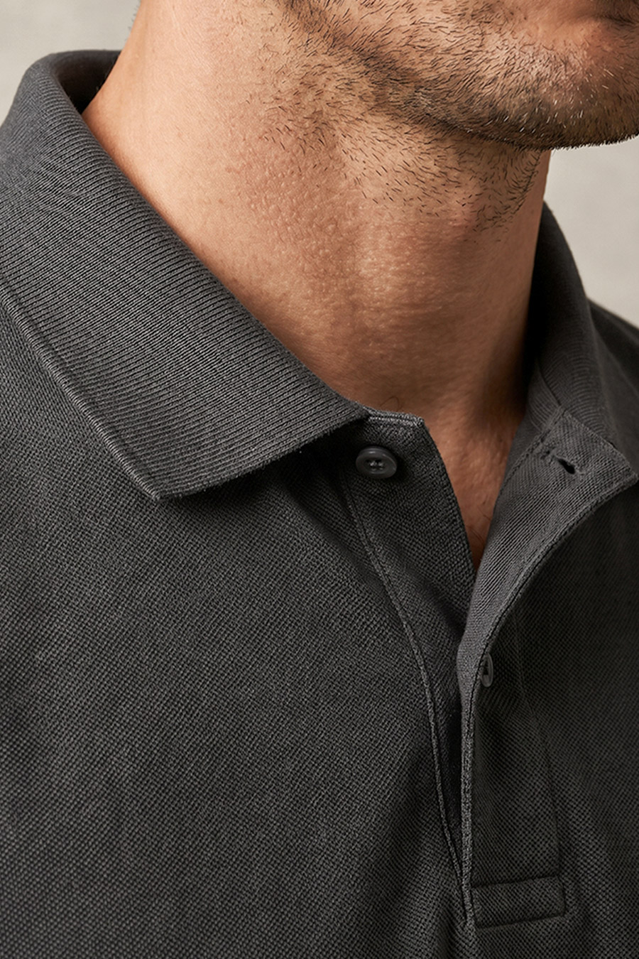 polo-man-a-g2-detail-full-gray-no_stamp.jpg