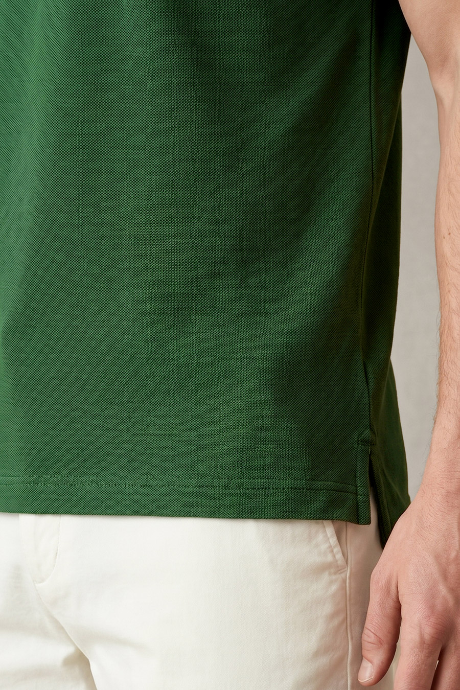 polo-man-c-g5-detail-full-green-no_stamp.jpg