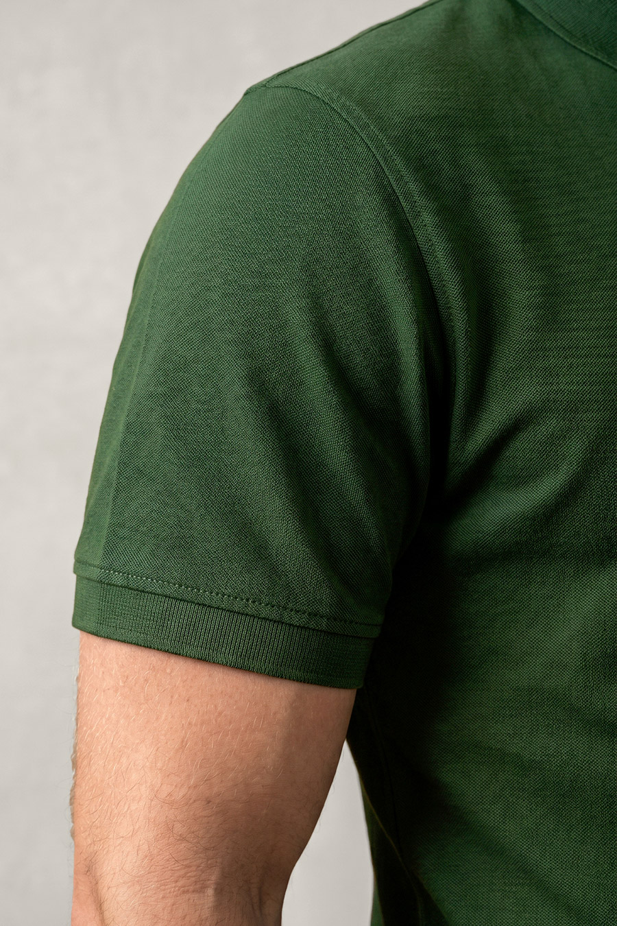 polo-man-d-g3-detail-full-green-no_stamp.jpg