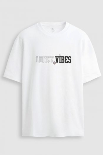 Oversized T-Shirt σε Λευκό Χρώμα με σχέδιο, Lucky Vibes Moment