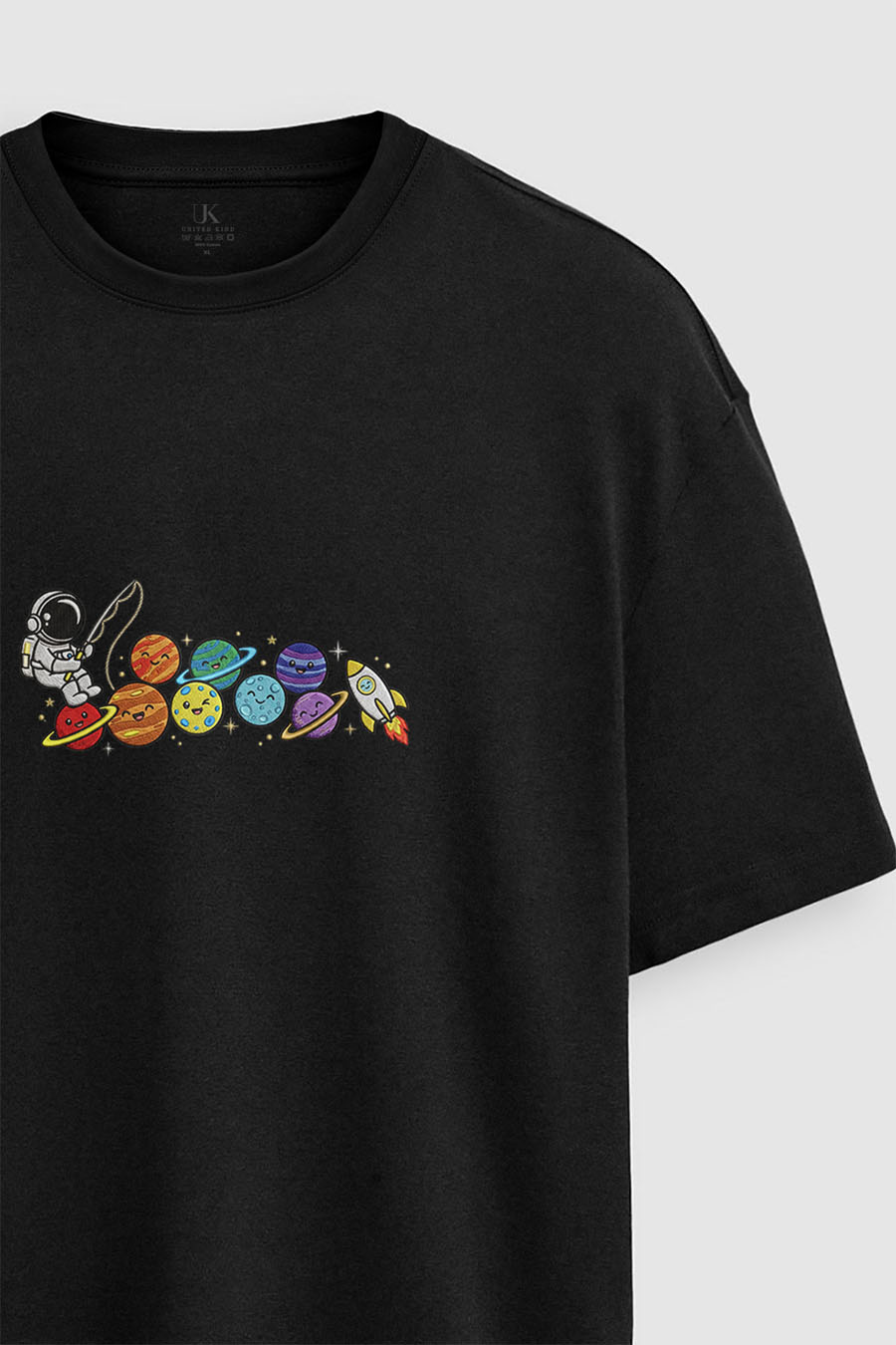 t-shirt-man-a-boxy-front-zoom2-black-5714.jpg
