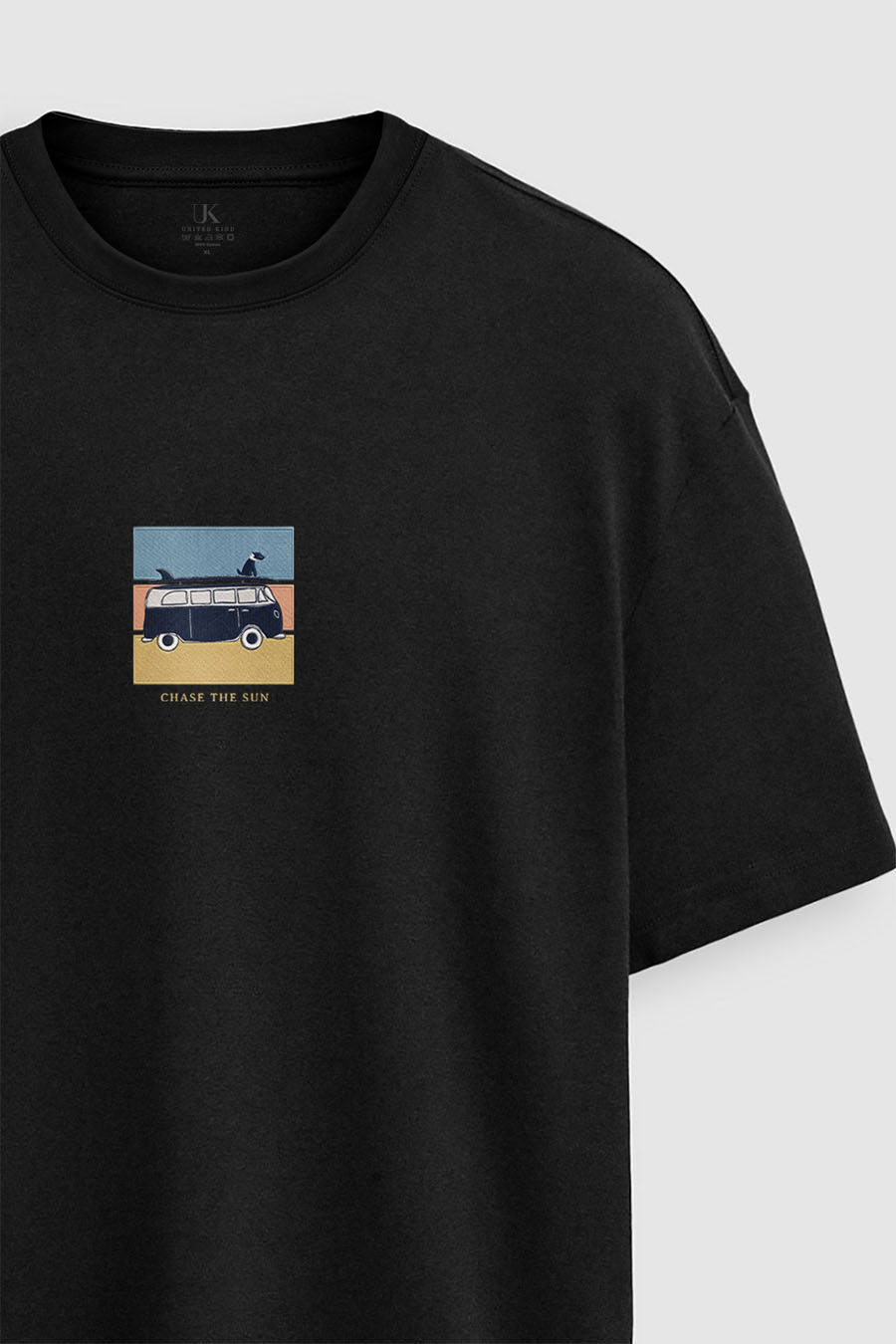 t-shirt-man-a-boxy-front-zoom2-black-5717.jpg