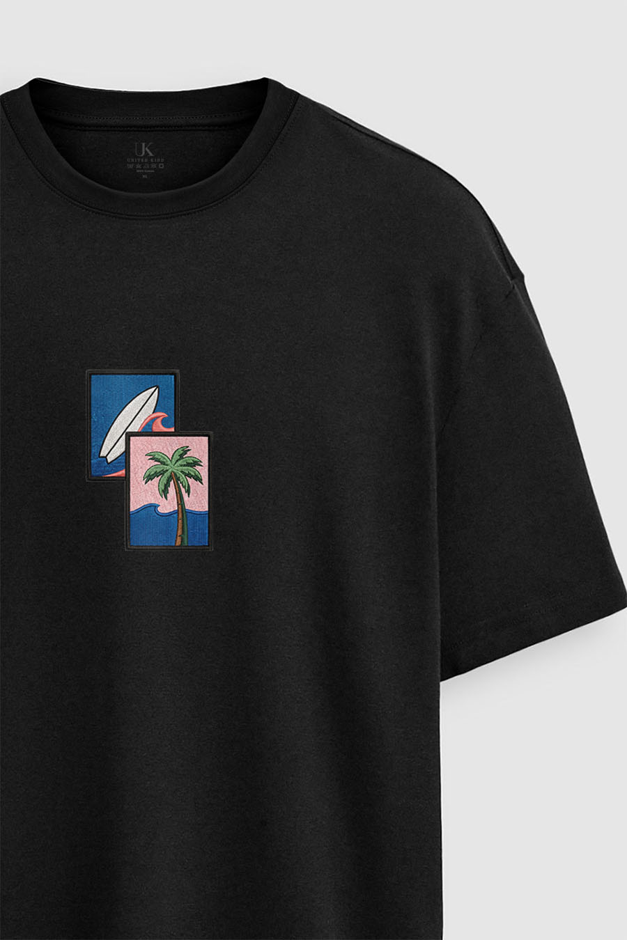 t-shirt-man-a-boxy-front-zoom2-black-5765.jpg