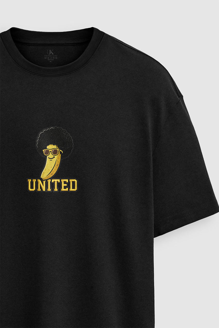 t-shirt-man-a-boxy-front-zoom2-black-5769.jpg