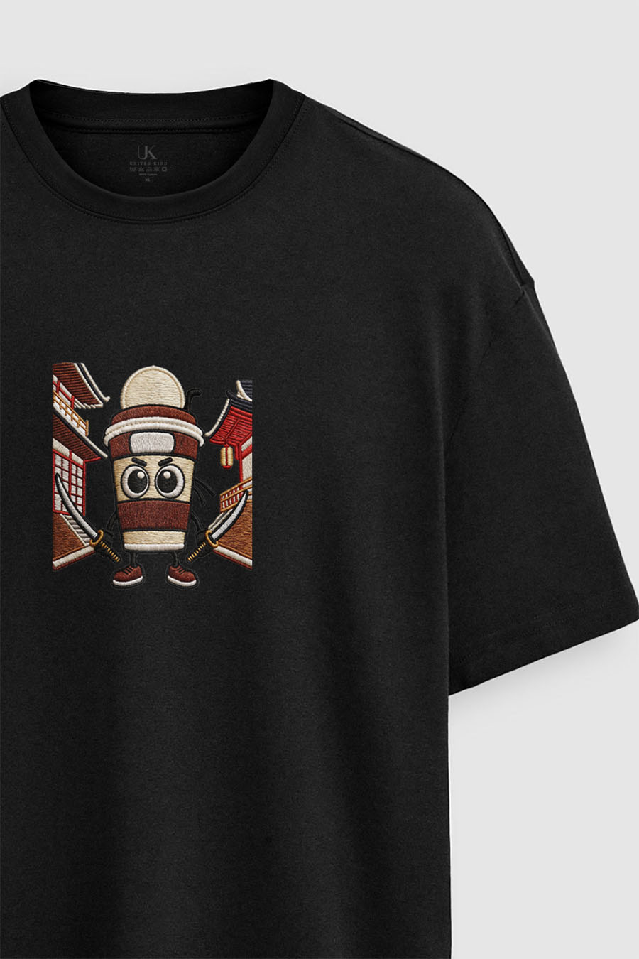 t-shirt-man-a-boxy-front-zoom2-black-5773.jpg