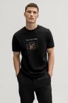 t-shirt-man-a-hanger-front-zoom1-black-5789.jpg